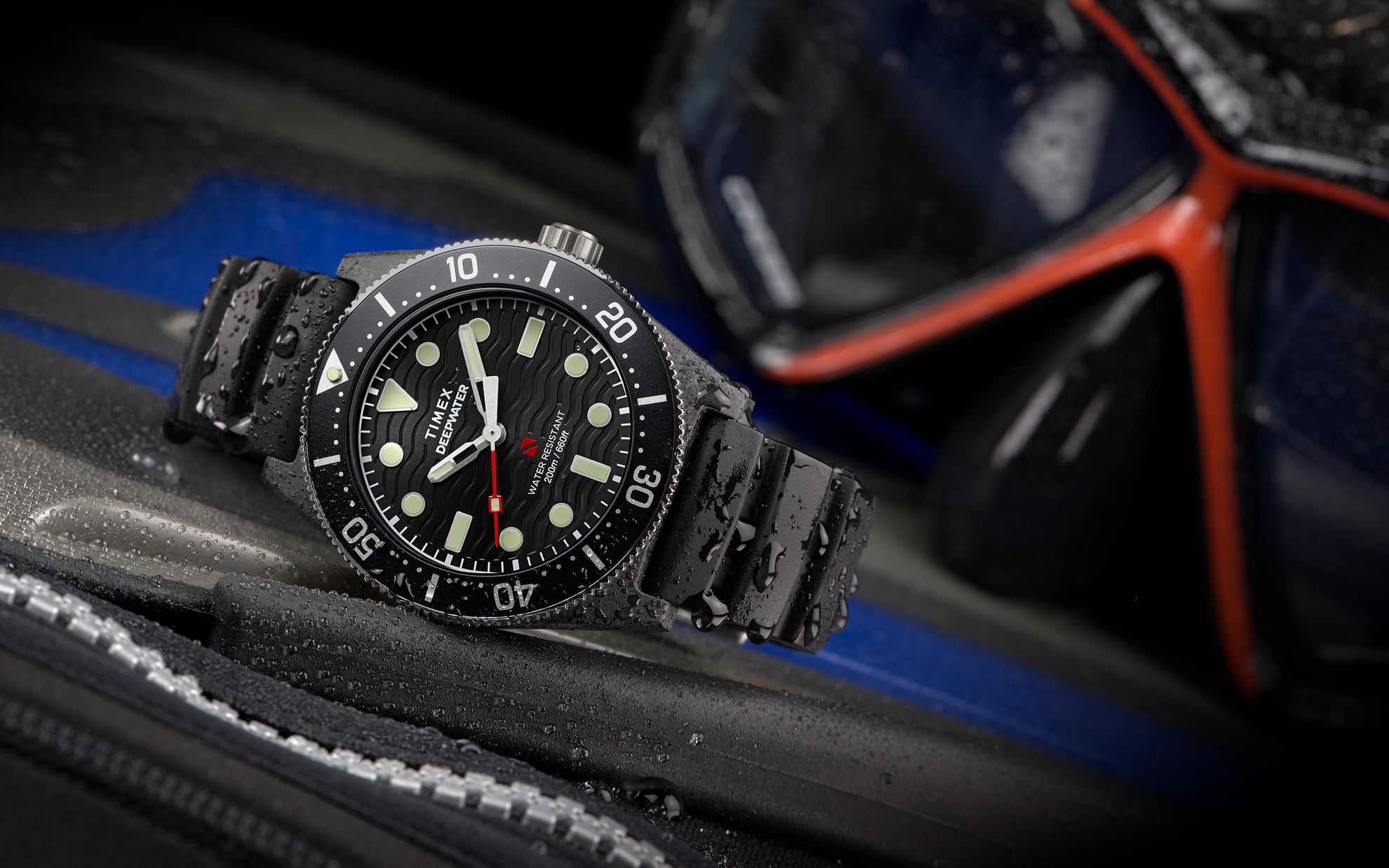 Deep Water Reef 200 Black Composite Black Strap