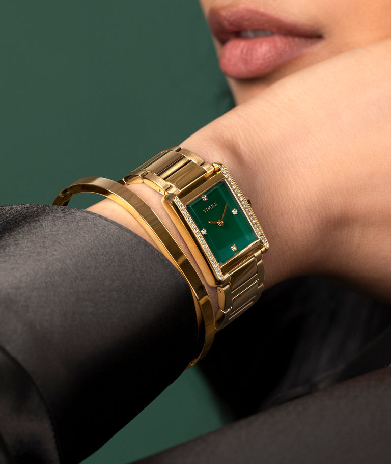 BE SEEN IN GREEN: DISCOVER OUR NEWEST WOMEN'S WATCHES