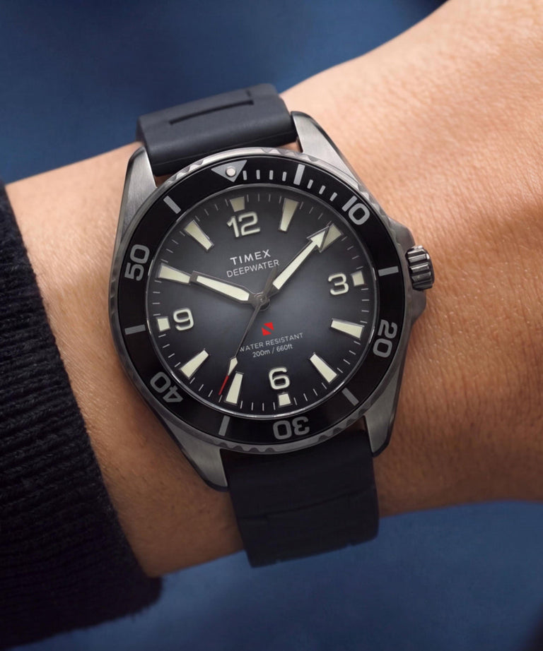 Deepwater Arctic Updates: Retro Style Resurfaces with a Dégradé Dial