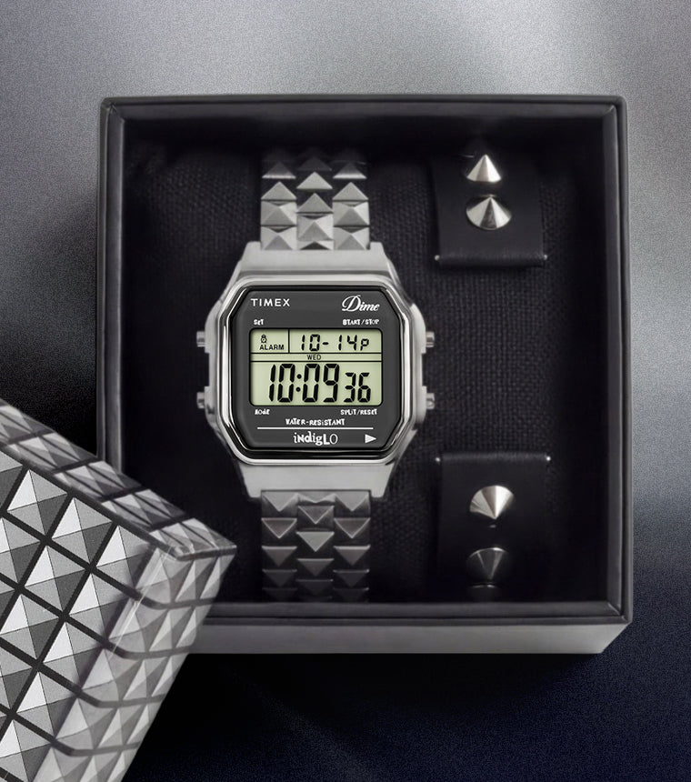 【限定・完売品】END. × TIMEX デジタル腕時計(美品) Dime x Timex - Presented by END. 34mm Stainless Steel Bracelet