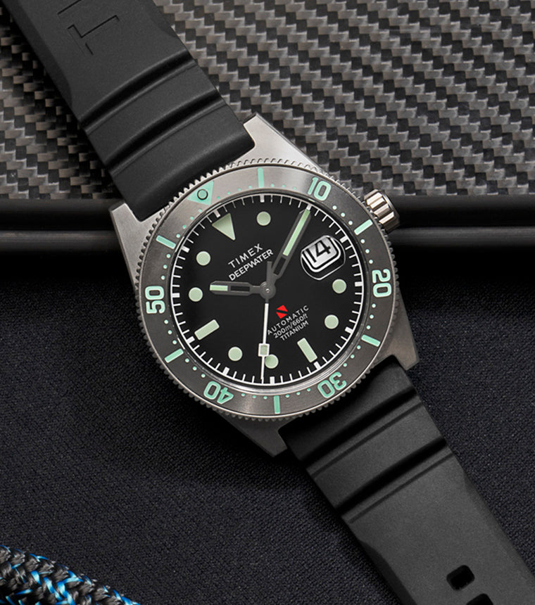 明*園様 TIMEX ダイバーズウォッチ DEEP WATER Deepwater Reef 200 XCF 43mm Synthetic Rubber Strap Watch