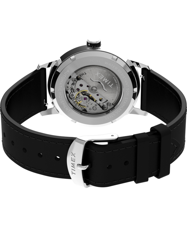 TW2V44600 Marlin® Reloj automático de 40 mm con correa de piel: imagen del fondo de la caja con accesorio