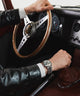 TW2W10400 Reloj Marlin® con cronógrafo y taquímetro, 40 mm, brazalete de acero inoxidable. Foto alternativa de la muñeca. 1 imagen