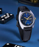 TW2W44800 Q Reloj Timex® 1978 Day/Date de 37,5 mm con correa de piel (colaboración). Imagen adicional