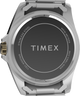 TW2W71800: Reloj de vestir para hombre de 42 mm con brazalete de acero inoxidable. Imagen del fondo de la caja.