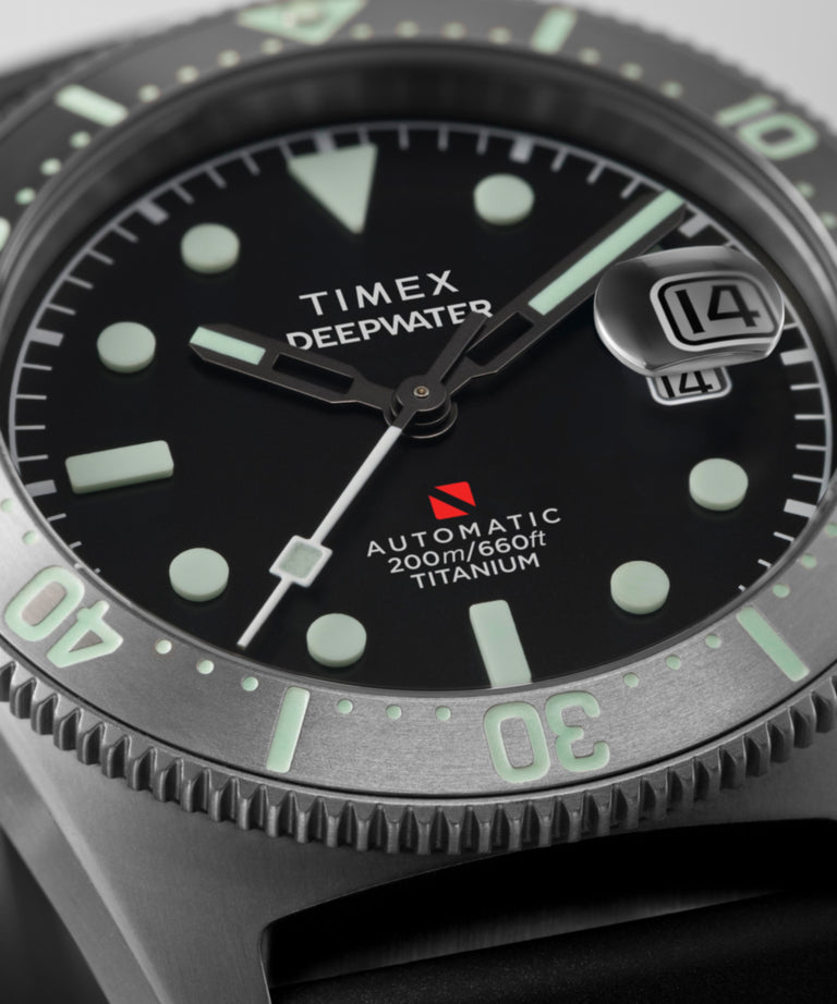 Reloj TW2W73800 Deepwater Reef 200 Titanium Automático de 41 mm con correa de caucho sintético  Foto alternativa de belleza 2