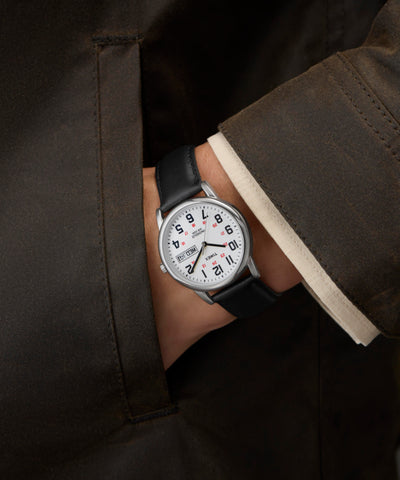 TW2W84000 Easy Reader 35mm Leather Strap Watch Primary Wrist Image