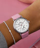 TW2W88900 Reloj Peanuts x Timex Standard Valentine's de 40 mm con correa de piel. Imagen principal de la muñeca