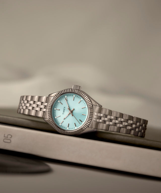 TW2W90700 Reloj Timex Legacy Mini de 25 mm con brazalete de acero inoxidable  Imagen de las siluetas clave de la campaña (fotos de producto)