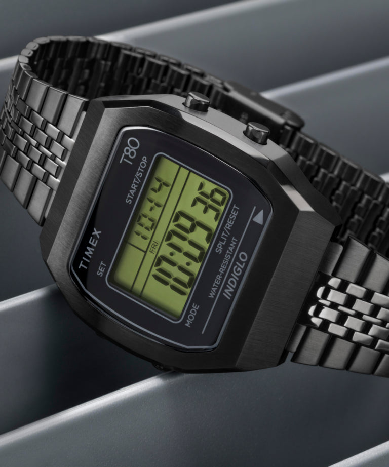 TW2W91600 Timex T80 Steel, reloj de 36 mm con brazalete de acero inoxidable. Imágenes de las siluetas clave de la campaña (fotos de producto)