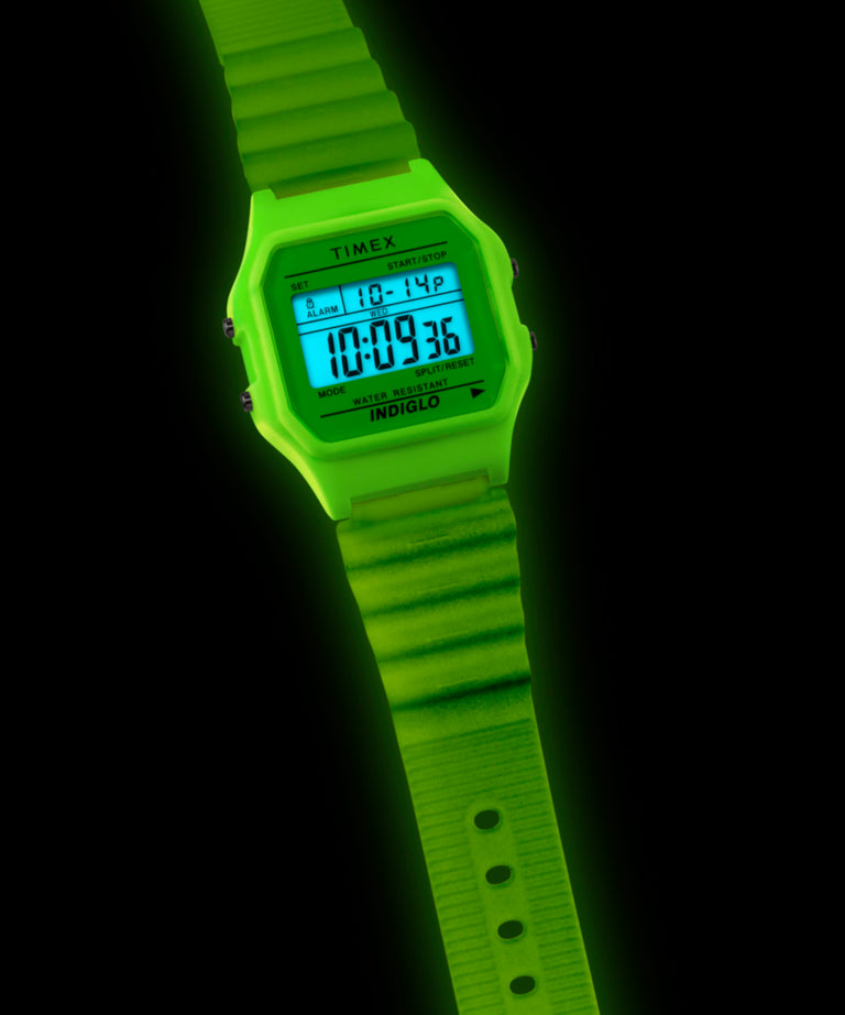 TW2Y02600 Reloj Timex T80 que brilla en la oscuridad, con correa de resina de 34 mm, colaboración. Imagen adicional
