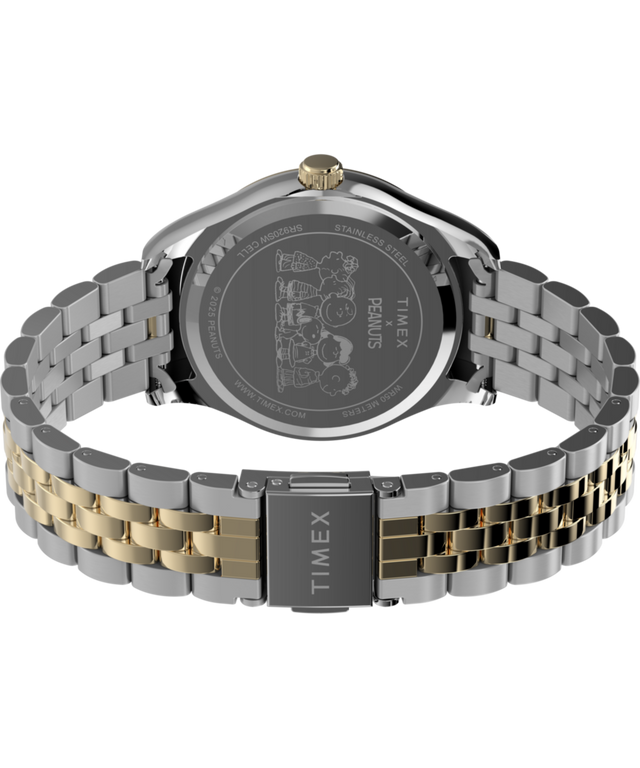 TW2Y11100 Peanuts® x Timex Legacy Bowtie, reloj de 34 mm con brazalete de acero inoxidable; imagen del fondo de la caja con accesorio