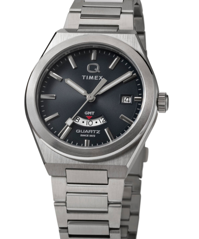 TW2Y12100 Q Reloj Timex® Continental GMT de 39 mm con brazalete de acero inoxidable (colaboración). Imagen adicional