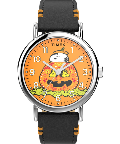 TW2Y12300 Reloj Peanuts® x Timex Weekender con esfera color calabaza y correa de piel de 40 mm. Imagen principal