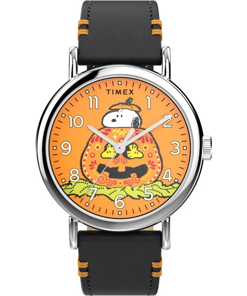 Peanuts® x Timex Weekender Pumpkin Dial 40mm Leather Strap Watch