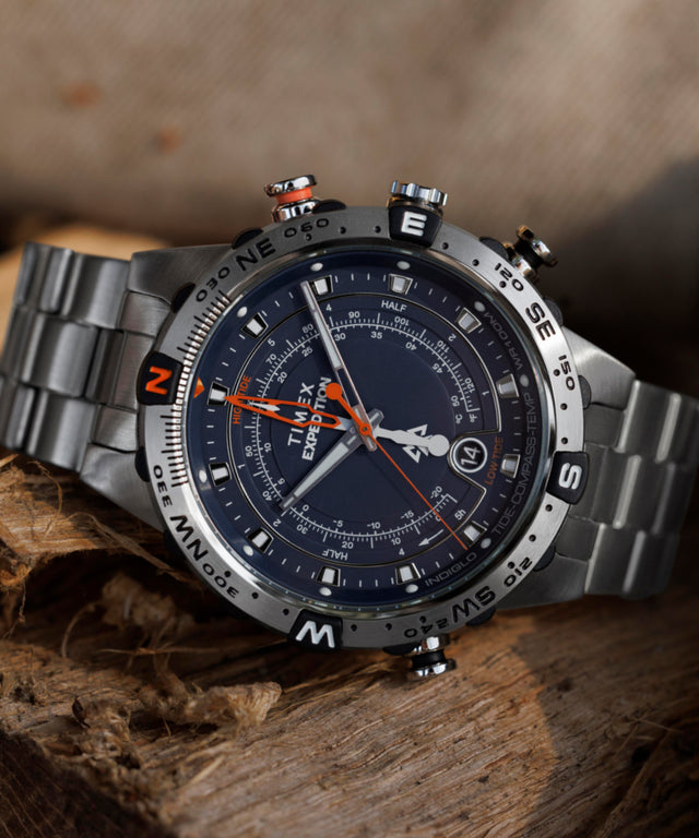 TW2Y12900 Reloj Expedition con medidor de marea, termómetro y brújula, de 45 mm, con brazalete de acero inoxidable (colaboración). Imagen adicional