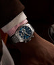 TW2Y18500 Reloj Waterbury Traditional Chronograph de 41 mm con brazalete de acero inoxidable  Imagen principal de la muñeca