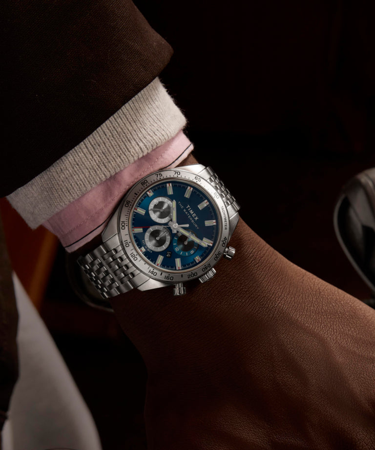 TW2Y18500 Reloj Waterbury Traditional Chronograph de 41 mm con brazalete de acero inoxidable  Imagen principal de la muñeca