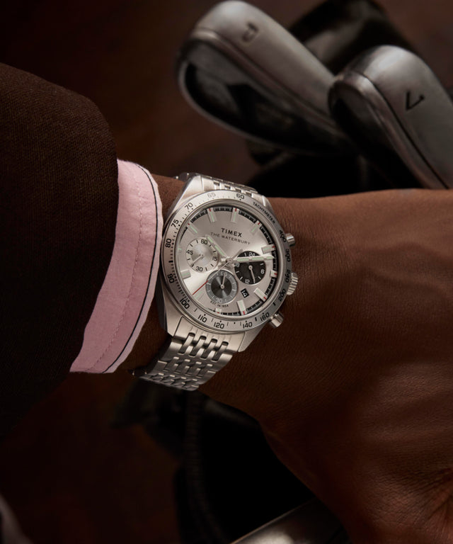 TW2Y18700 Reloj Waterbury Traditional Chronograph de 41 mm con brazalete de acero inoxidable  Imagen principal de la muñeca