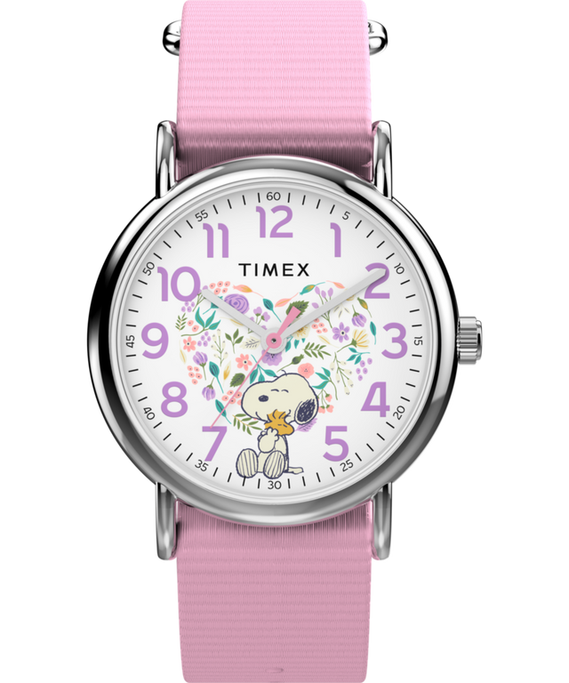 TW2Y30900 Reloj Peanuts® x Timex Weekender In Bloom de 38 mm con correa de tela. Imagen principal