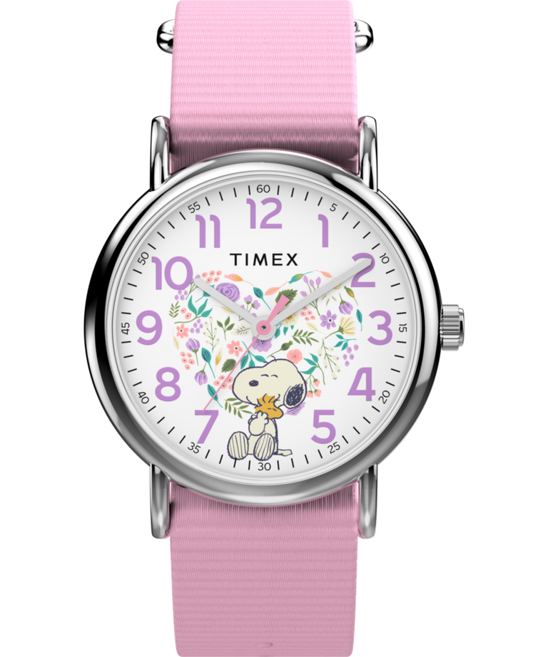 TW2Y30900 Reloj Peanuts® x Timex Weekender In Bloom de 38 mm con correa de tela. Imagen principal