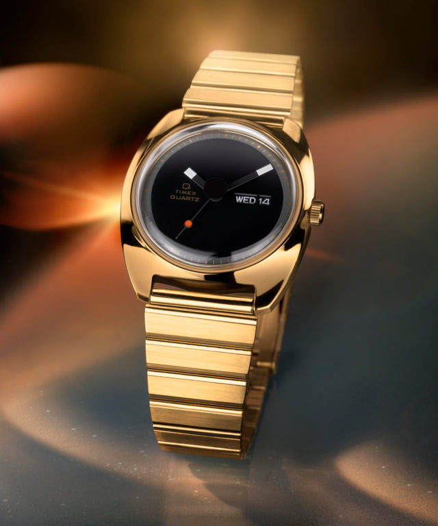 TW2Y34400 Q Timex® 1975 Enigma, reloj de 37 mm con brazalete de acero inoxidable. Siluetas clave de la campaña (fotos de producto). Imagen