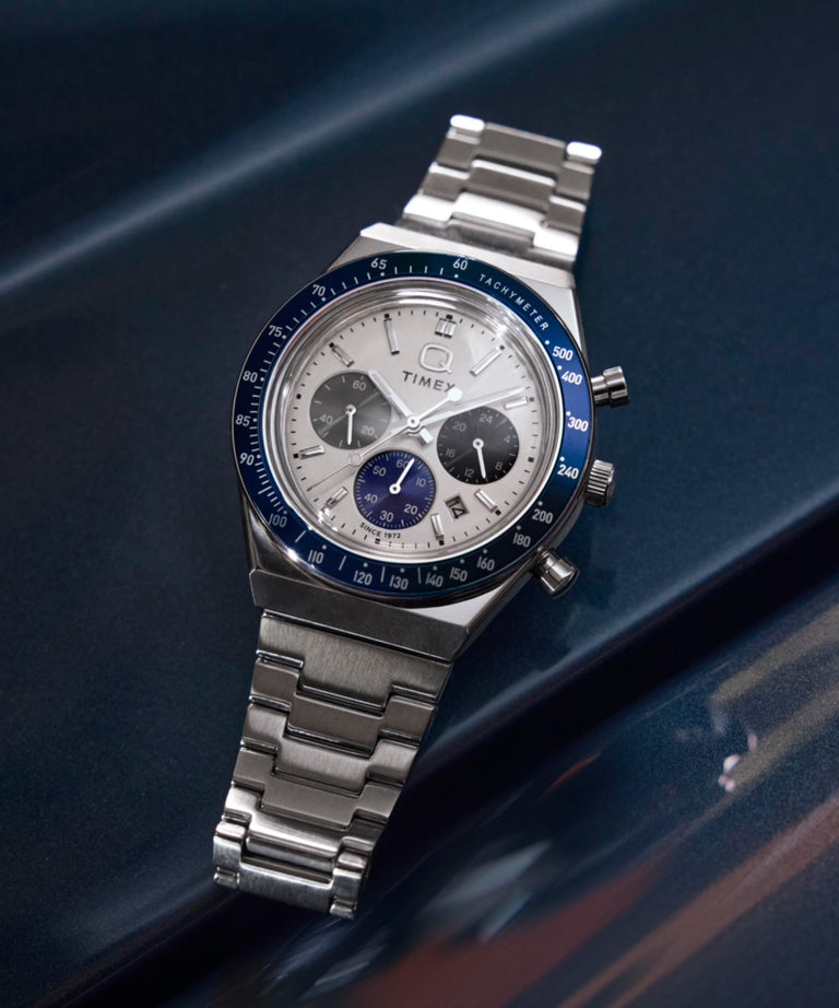 TW2Y36200 Q Reloj Timex® Cronógrafo de 40 mm con brazalete de acero inoxidable: imágenes de las siluetas clave de la campaña (fotos de producto)