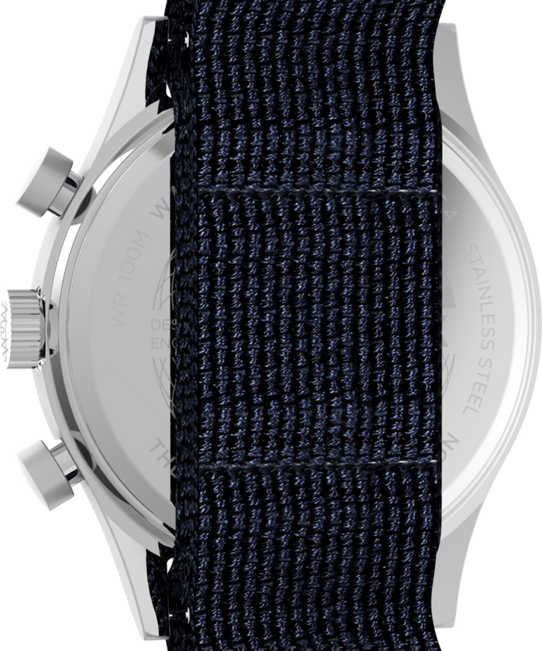 TW2Y40800: Imagen del fondo de la caja del reloj Waterbury Traditional Fly-Back Chronograph de 43 mm con correa de tela