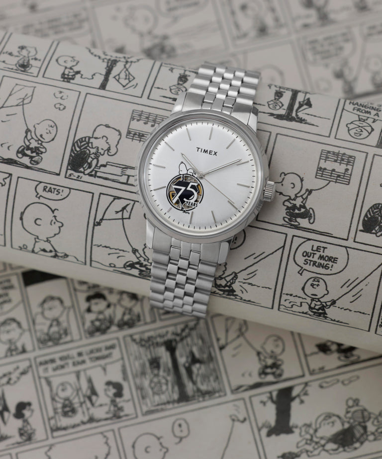 TW2Y45000 Peanuts® x Timex  Marlin® Automatic 75th Anniversary 40mm Stainless Steel Bracelet Watch Campaign Key Silhouettes (Beauty shots) Image
