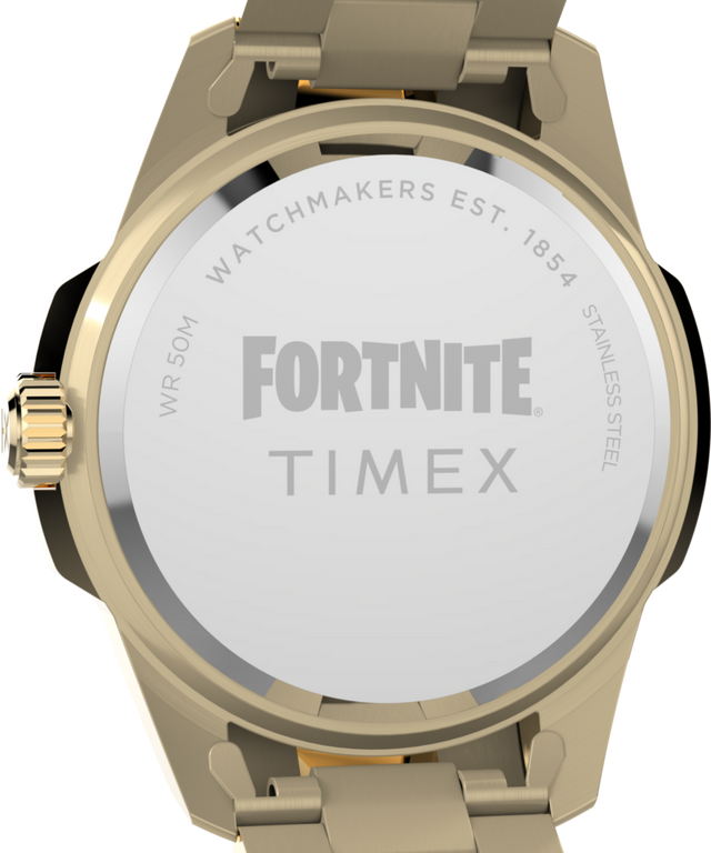 TW2Y47200 Timex x Fortnite Essex, reloj de 45 mm con brazalete de acero inoxidable. Imagen del fondo de la caja.