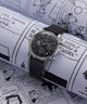 TW2Y48500 Reloj Peanuts® x Timex Marlin® Chronograph Joe Cool de 40 mm con correa de piel: imágenes clave de la campaña (fotos de producto)