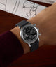TW2Y48500 Reloj Peanuts® x Timex Marlin® Chronograph Joe Cool de 40 mm con correa de piel. Imagen principal de la muñeca.