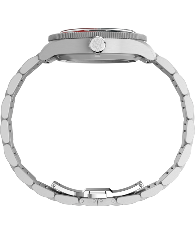 Imagen de perfil del reloj Waterbury Heritage Automatic GMT de 41,5 mm con brazalete de acero inoxidable TW2Y60600