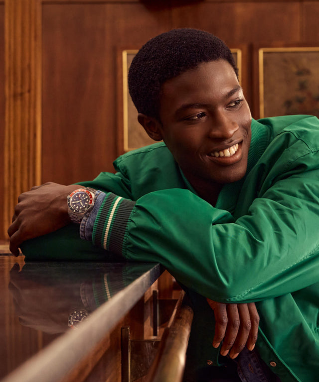 TW2Y60600 Waterbury Heritage Automatic GMT 41.5mm Stainless Steel Bracelet Watch Lifestyle 2 Image