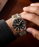 TW2Y64700 Deepwater Arctic, reloj de 40,5 mm con brazalete de acero inoxidable. Imagen principal de la muñeca.