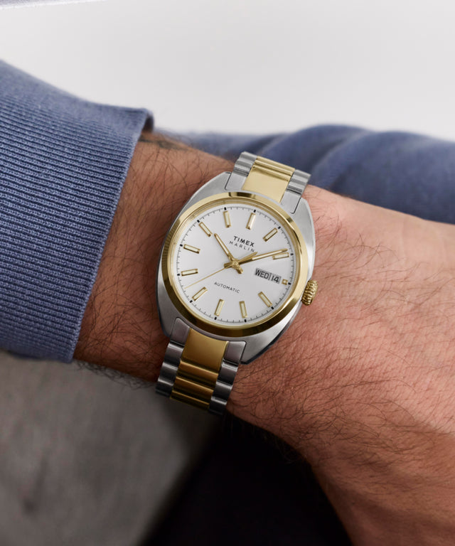 TW2Y65100 Reloj Marlin® Draper automático de 37 mm con brazalete de acero inoxidable  Imagen principal de la muñeca