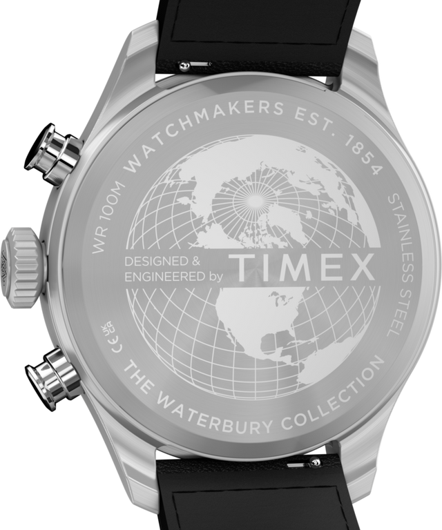 TW2Y70000 Waterbury Ace Fly-Back Cronógrafo de 43 mm con correa de piel: imagen del fondo de la caja del reloj
