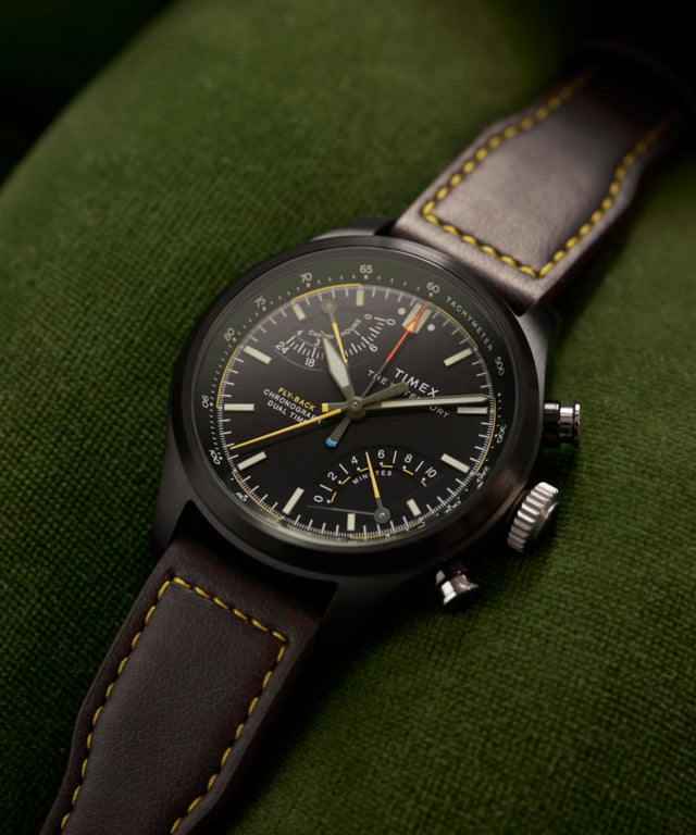 TW2Y70100 Reloj Waterbury Ace con cronógrafo «fly-back» de 43 mm y correa de piel: siluetas clave de la campaña (fotos de producto) Imagen