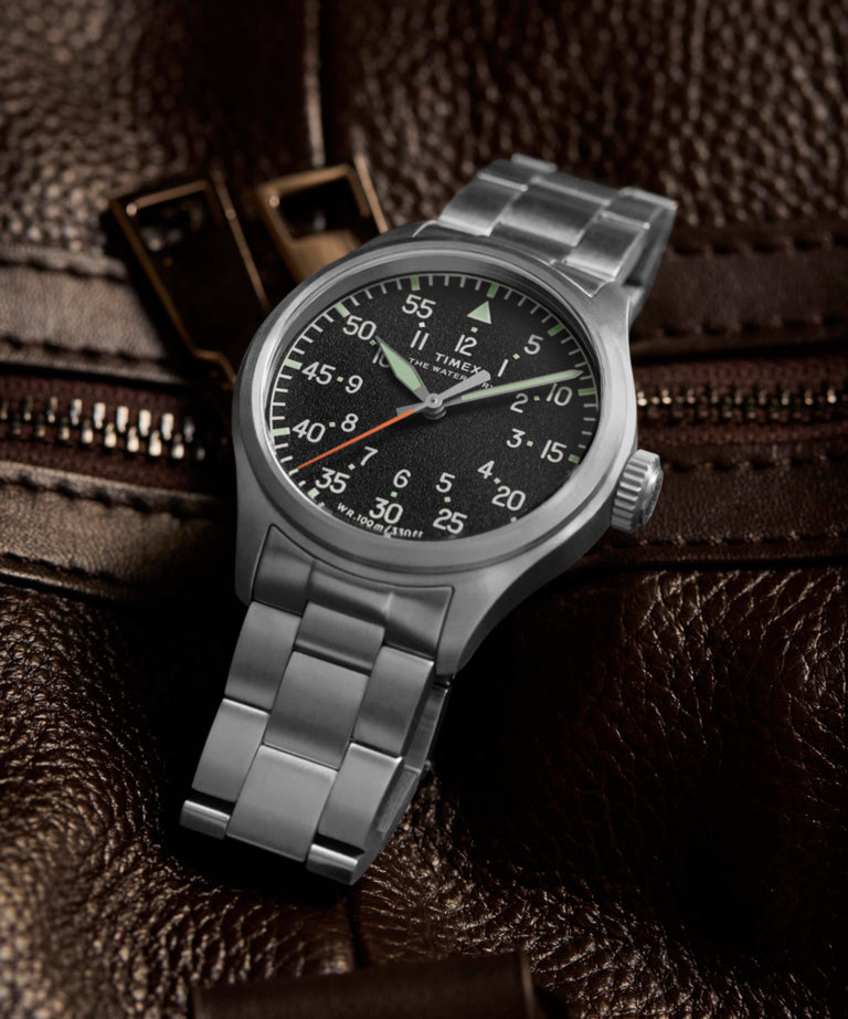 TW2Y70300 Reloj Waterbury Ace de 41 mm con brazalete de acero inoxidable  Imágenes de las siluetas clave de la campaña (fotos de producto)