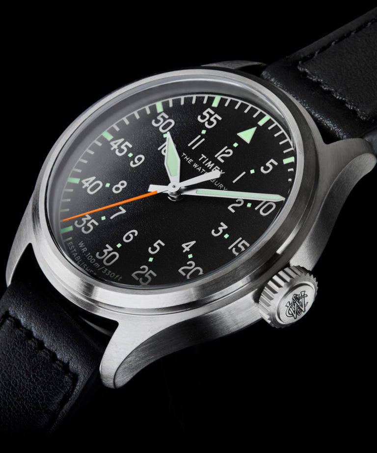 TW2Y70400 Reloj Waterbury Ace de 41 mm con correa de piel y función Indiglo activada