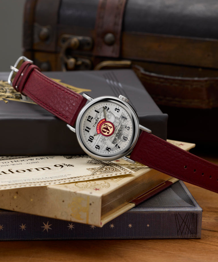 TW2Y76200 Harry Potter x Timex Weekender Platform 9 3/4 37mm Leather Strap Watch Campaign Key Silhouettes (Beauty shots) Image