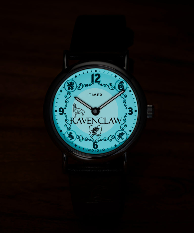 TW2Y76500 Harry Potter x Timex Weekender, casa Ravenclaw, reloj de 38 mm con correa de piel. Siluetas clave de la campaña (fotos de producto). Imagen