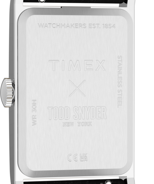 TW2Y78800 Todd Snyder x Timex 1976 Lexington, reloj con correa de piel de 21 mm. Imagen del fondo de la caja.