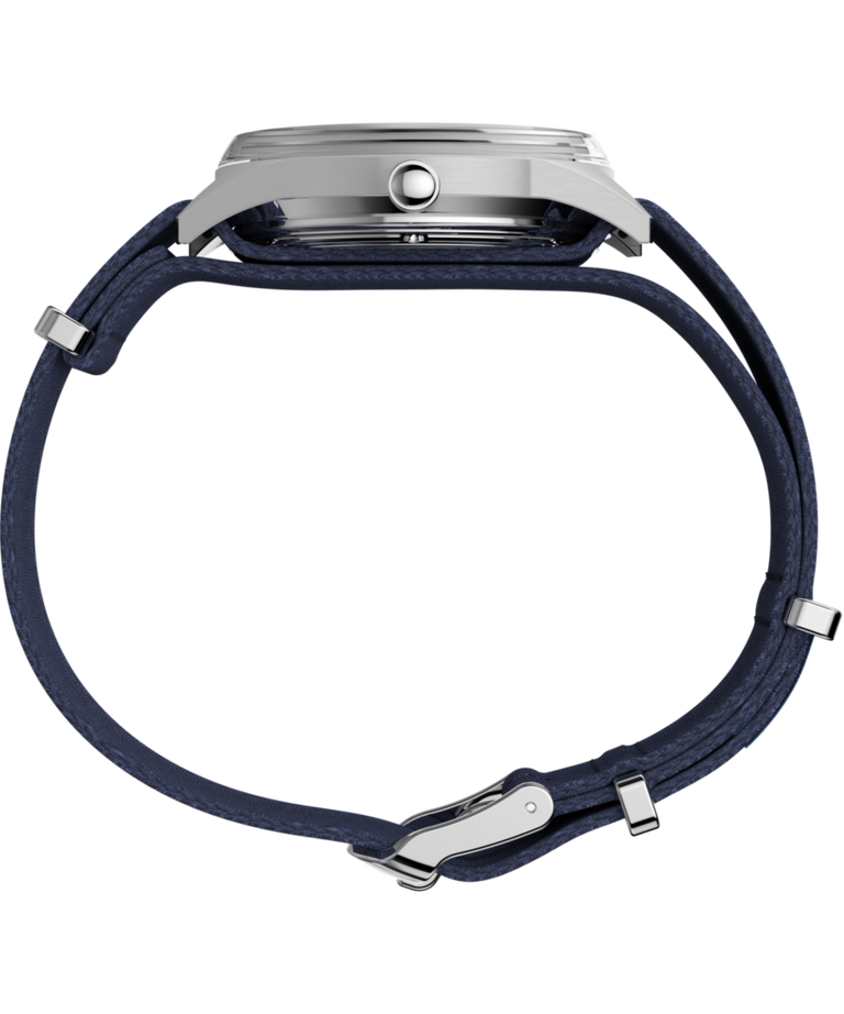 TW2Y81000 Peanuts® x Timex Marlin® Jet Automatic Easy Rider, reloj de 38 mm con correa de tela. Imagen de perfil