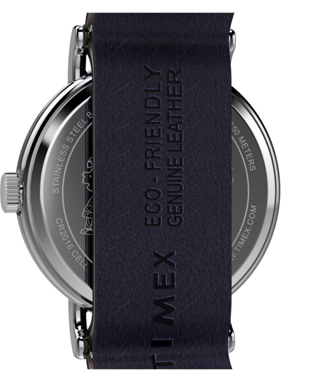 TW2Y84900 Reloj Peanuts® x Timex Weekender Astronomy de 40 mm con correa de piel   Imagen del fondo de la caja