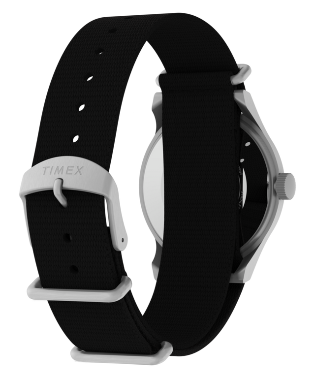 TW2Y85400 Peanuts® x Timex MK1® Reloj de 36 mm con correa de tela: imagen del fondo de la caja con accesorio