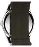 TW2Y86500 Reloj Timex Weekender® New England de 34 mm con correa de piel  Imagen del fondo de la caja