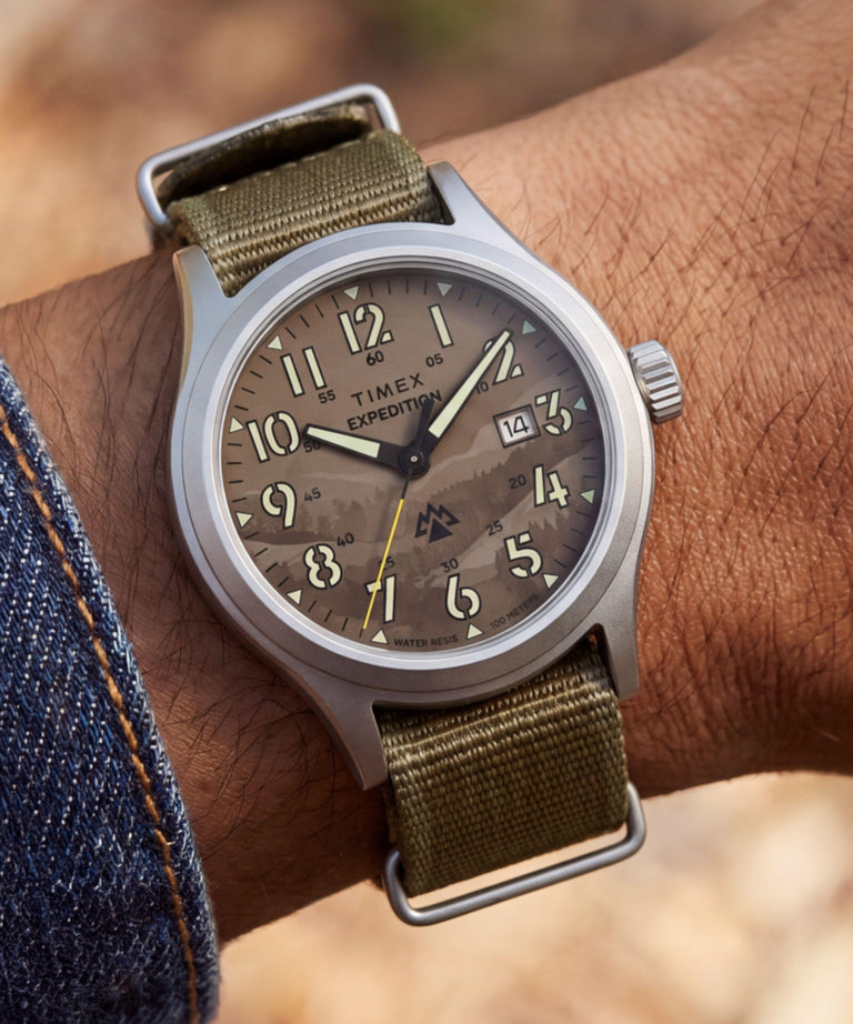 TW2Y89400 Reloj Expedition® Sierra con correa de tela de 40 mm. Imagen principal de la muñeca