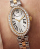 TW2Y90200 Reloj Cavatina® con brazalete de acero inoxidable de 19 mm. Imagen principal de la muñeca