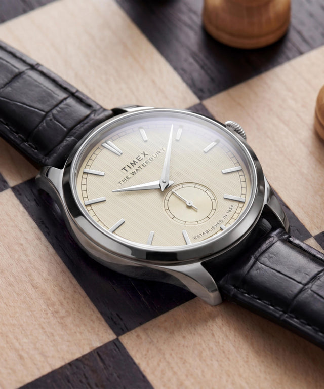 TW2Y92000 Waterbury Classic Sub-Second 39mm Leather Strap Watch Campaign Key Silhouettes (Beauty shots) Image